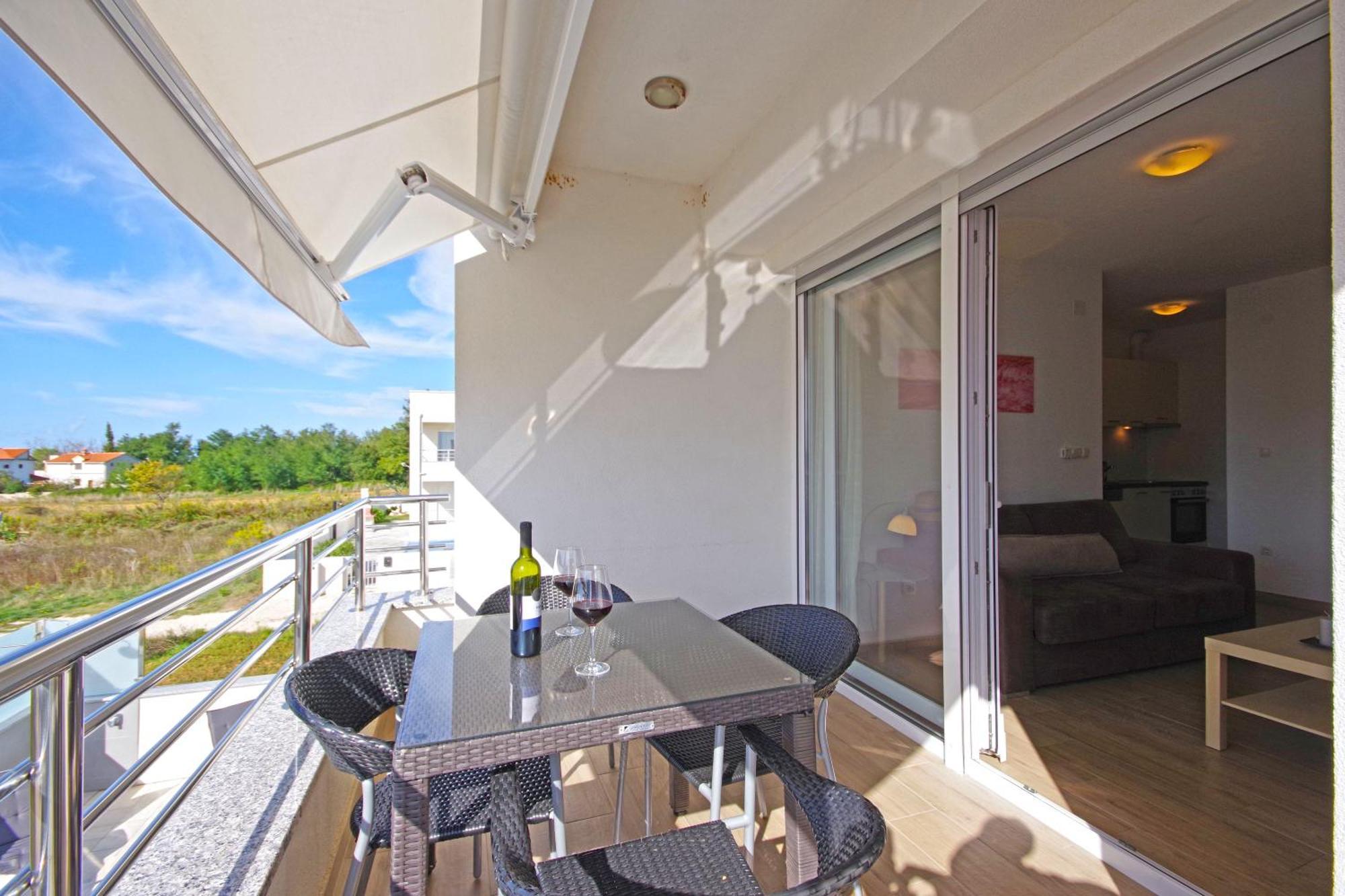 Apartment Laura Privlaka  Eksteriør bilde