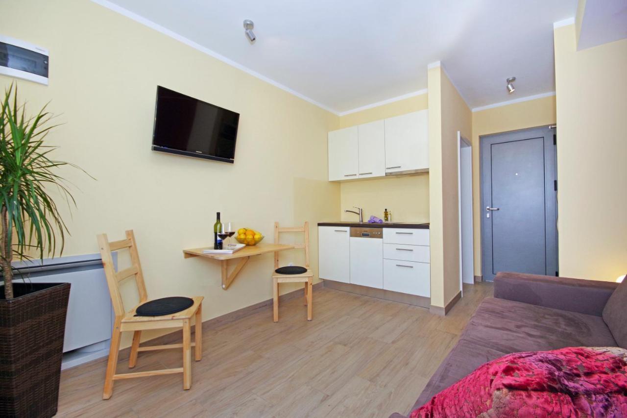 Apartment Laura Privlaka  Eksteriør bilde