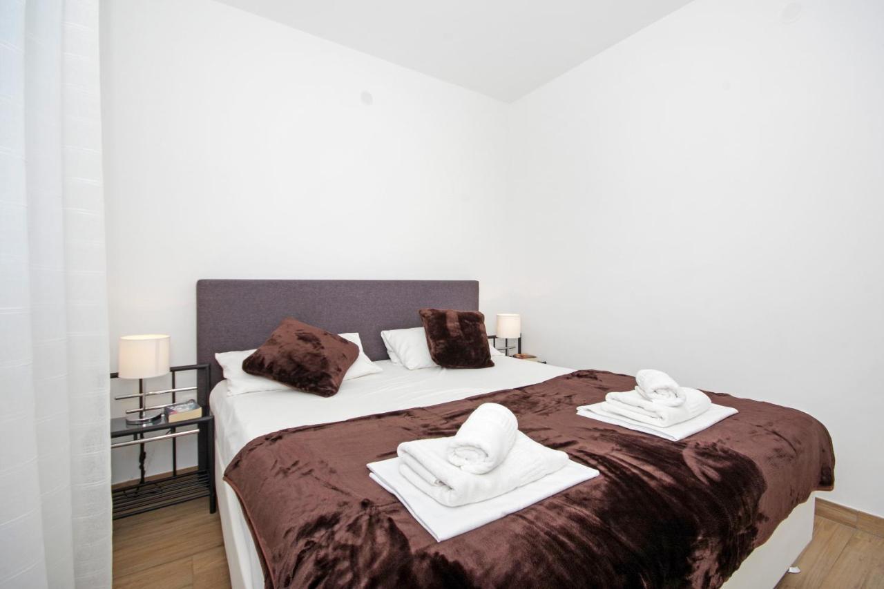 Apartment Laura Privlaka  Eksteriør bilde
