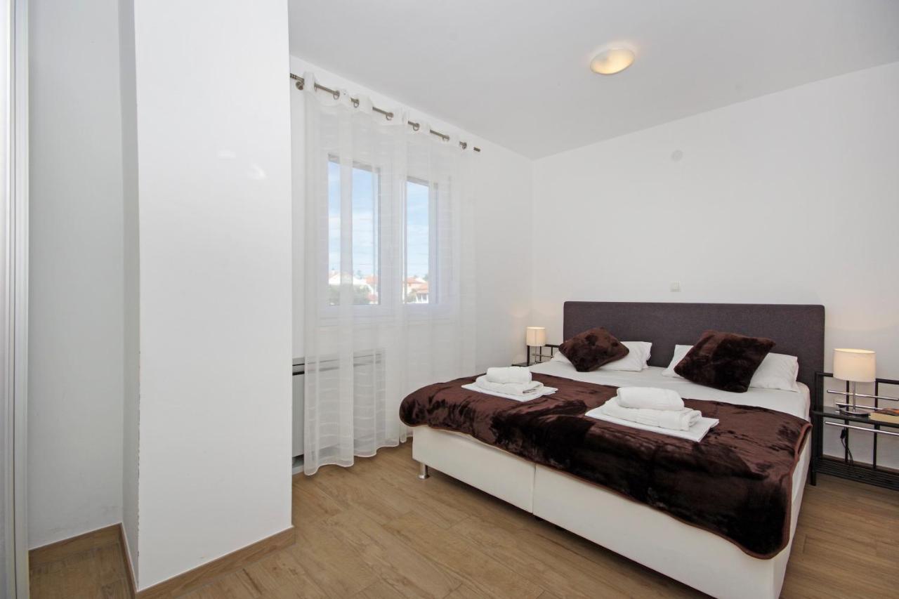 Apartment Laura Privlaka  Eksteriør bilde