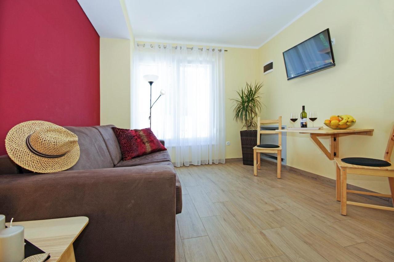 Apartment Laura Privlaka  Eksteriør bilde