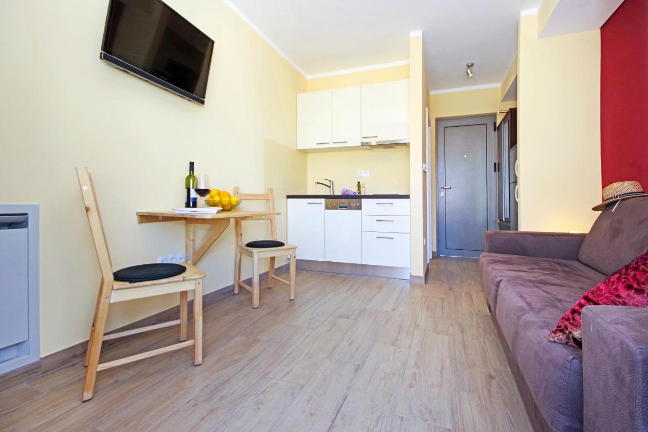 Apartment Laura Privlaka  Eksteriør bilde